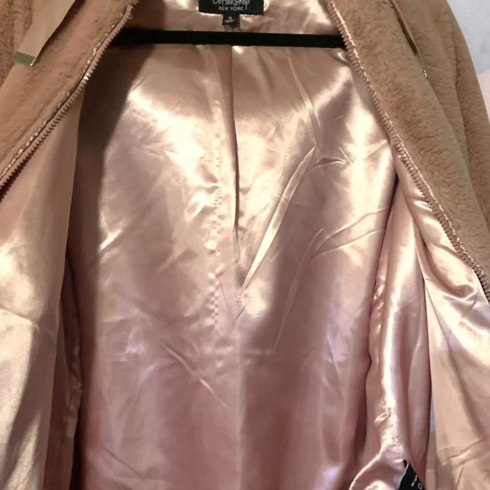 COFEE SHOP New York Pink Soft Feux Fur Silk Interior Hooded Dress Jacket Size XL - Picture 7 of 11